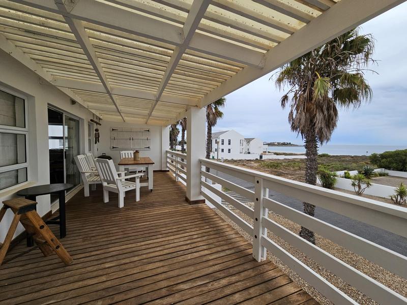 3 Bedroom Property for Sale in Golden Mile Western Cape